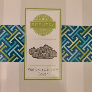 Scentsy Pumpkin Delivery Cover - Retro Truck